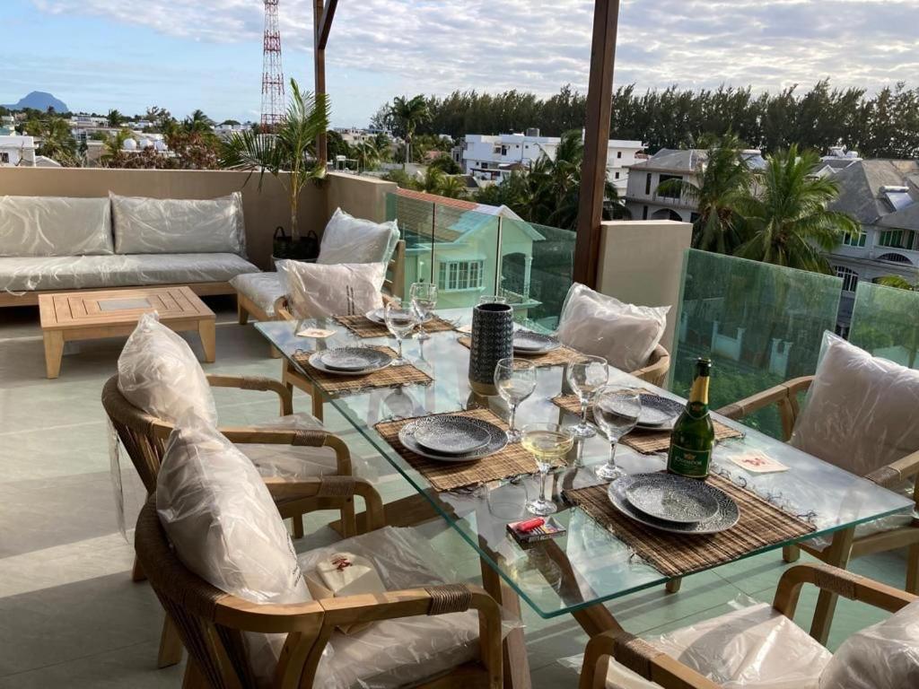 Splendide Penthouse Vue Mer A 5 Mn A Pied De La Plage Flic en Flac Екстер'єр фото