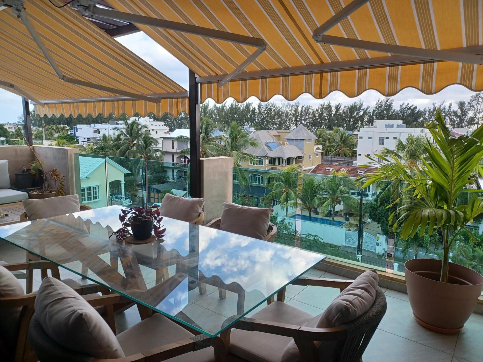 Splendide Penthouse Vue Mer A 5 Mn A Pied De La Plage Flic en Flac Екстер'єр фото